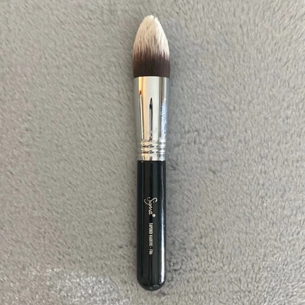 3/$30 🌸 Gently Used Sigma F86 Tapered Kabuki Brush